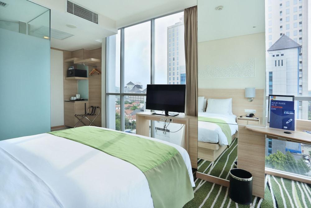 Holiday Inn Express