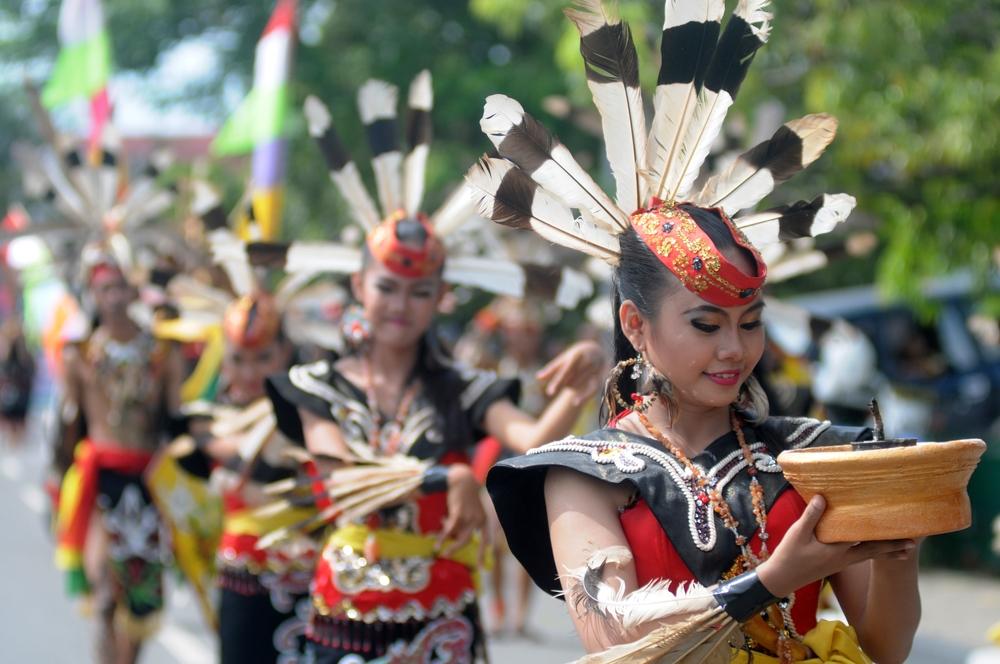 Tari Hugo dan Huda Kalimantan Tengah: Harmoni dalam Gerak