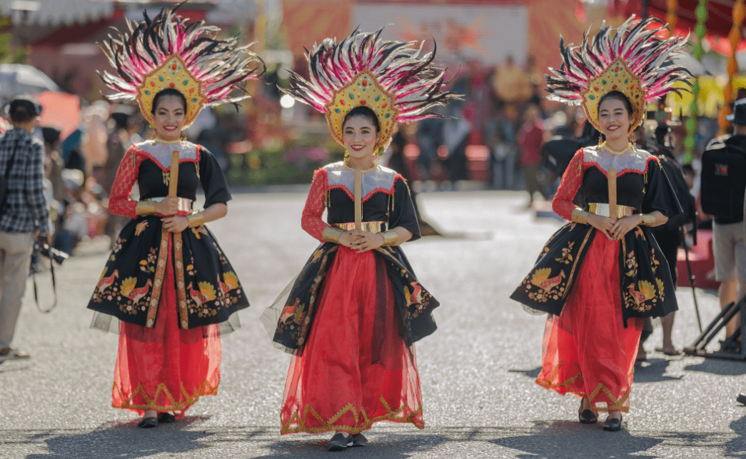 Makuta Traditional Attire