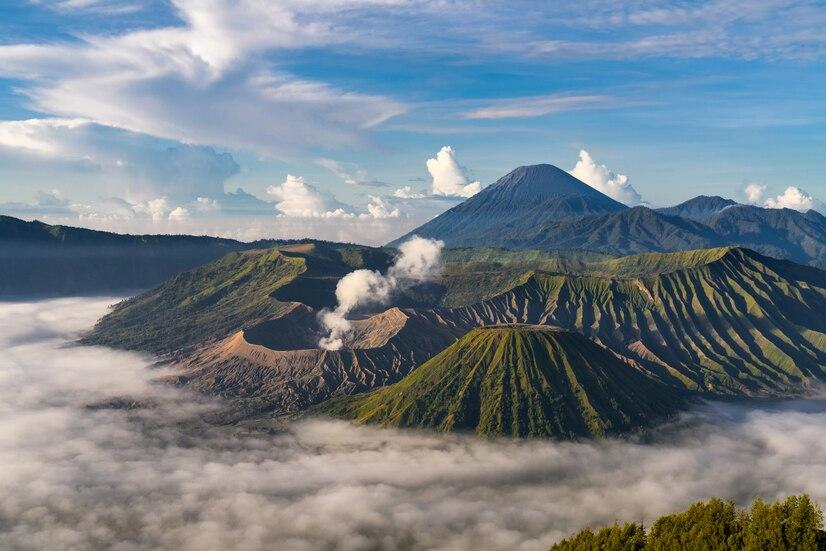 Conquering the Charm of Mount Semeru, the Enchanting Roof of Java