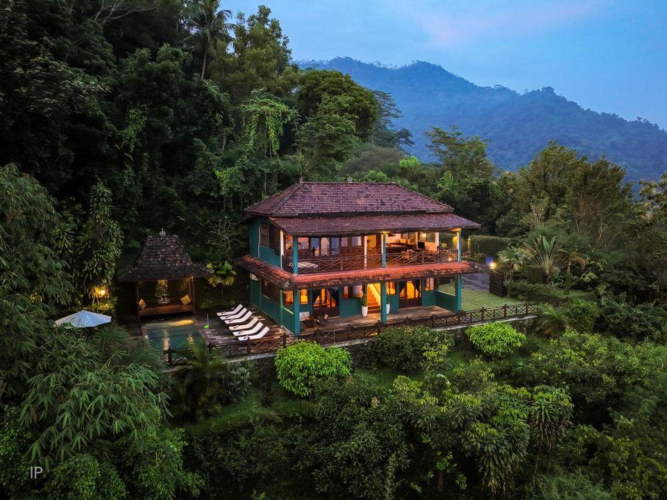 Villa Borobudur