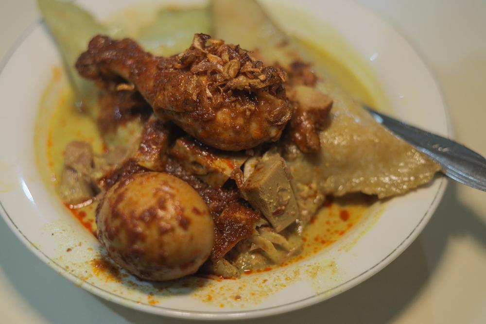 Lontong Orari: Kuliner Legendaris Khas Kalimantan Selatan